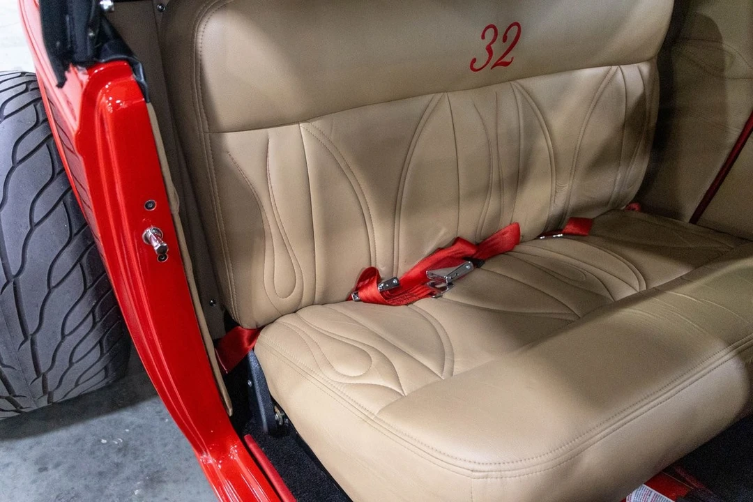 1932 Ford Model 18 & 40 - Image 28 of 31