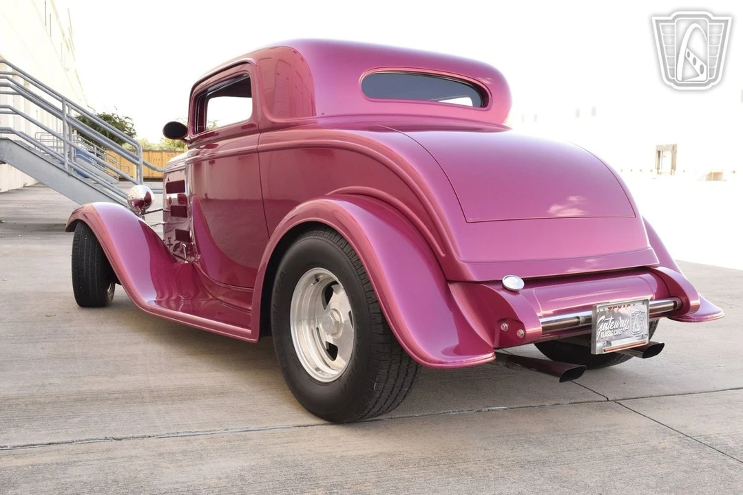 1932 Ford Model 18 & 40 - Image 9 of 12