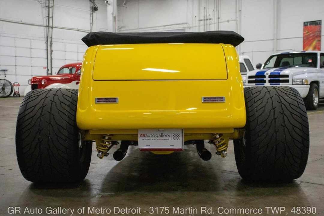 1932 Ford Model 18 & 40 - Image 7 of 12