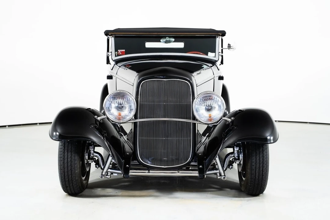 1932 Ford Model 18 & 40 - Image 4 of 31