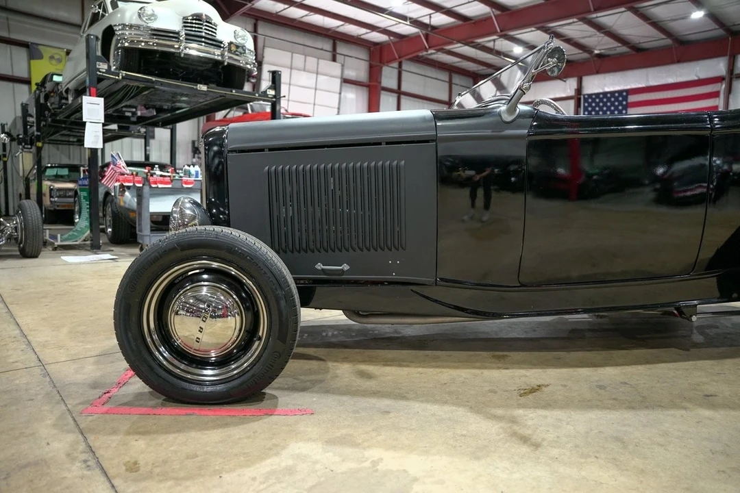 1932 Ford Model 18 & 40 - Image 3 of 12