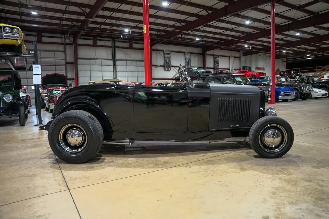1932 Ford Model 18 & 40 - Image 10 of 12