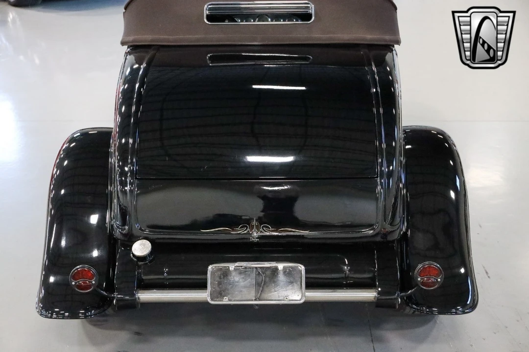 1932 Ford Model 18 & 40 - Image 9 of 12