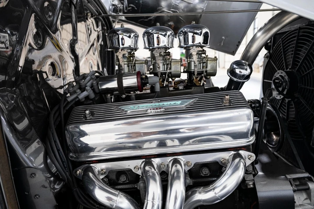 1932 Ford Model 18 & 40 - Image 20 of 31