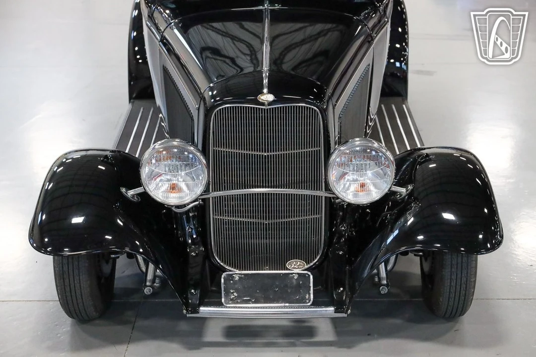1932 Ford Model 18 & 40 - Image 9 of 12