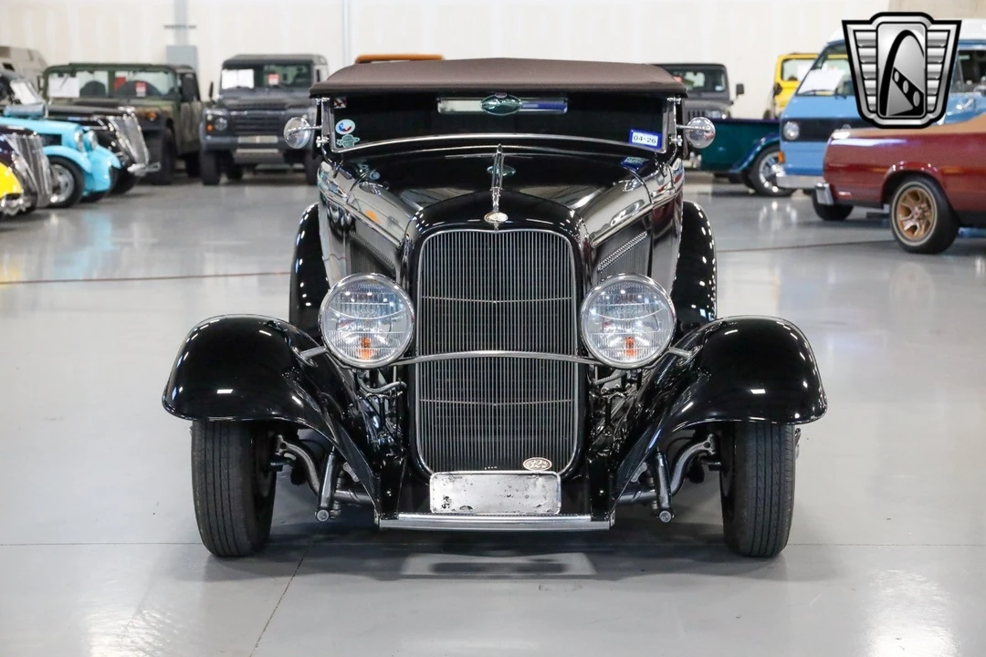 1932 Ford Model 18 & 40 - Image 4 of 12