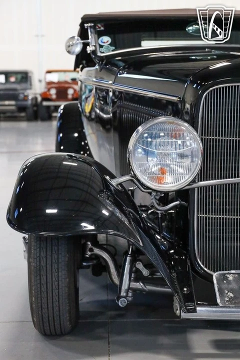 1932 Ford Model 18 & 40 - Image 10 of 12