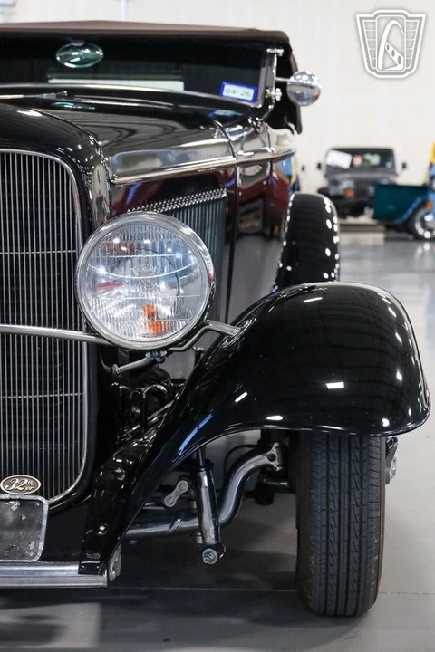 1932 Ford Model 18 & 40 - Image 11 of 12