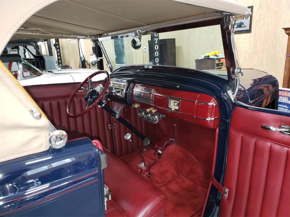 1932 Ford Model 18 & 40 - Image 31 of 31