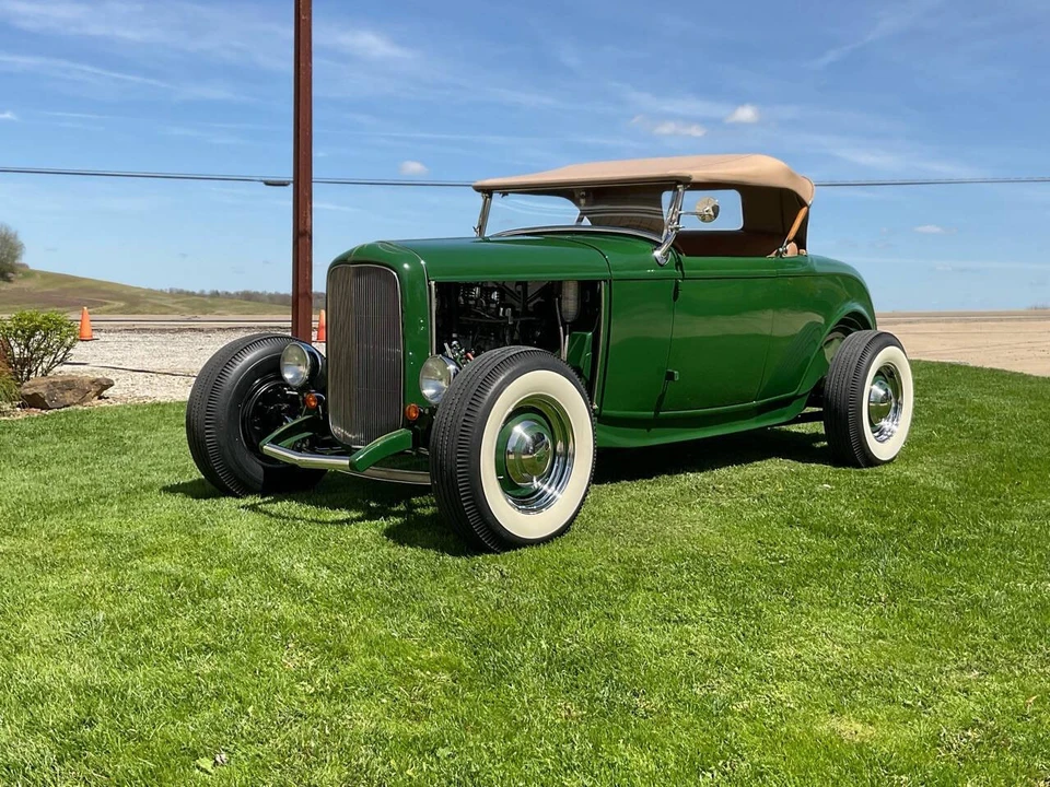 1932 Ford Model 18 & 40 - Image 2 of 21