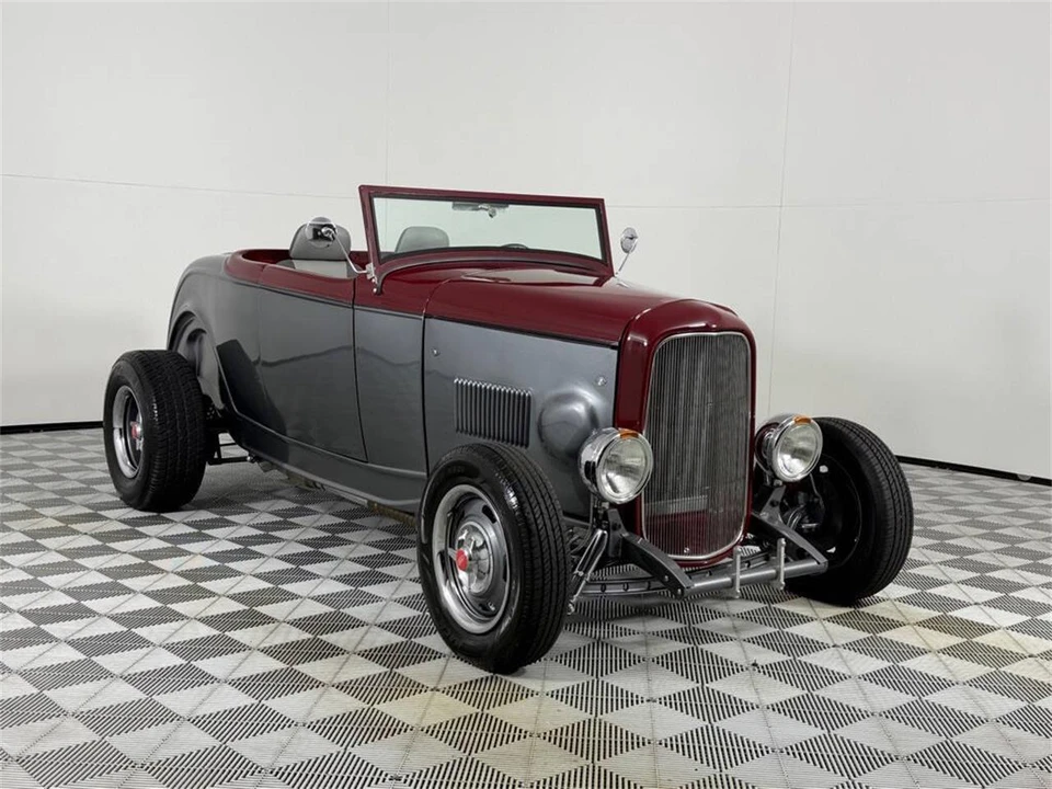1932 Ford Model 18 & 40 - Image 2 of 30