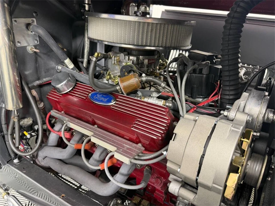 1932 Ford Model 18 & 40 - Image 27 of 30