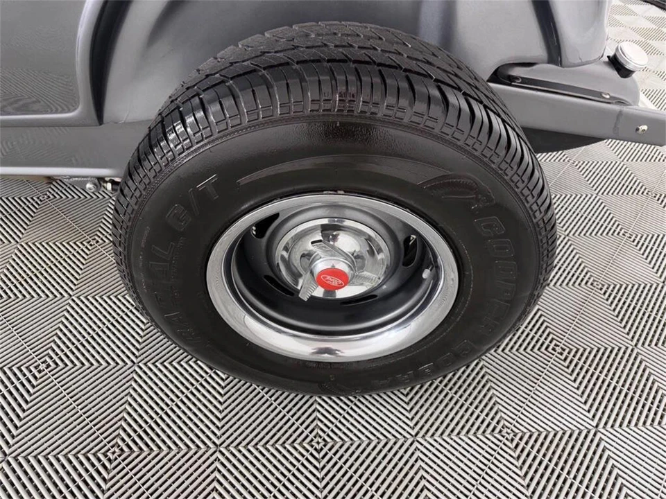 1932 Ford Model 18 & 40 - Image 22 of 30