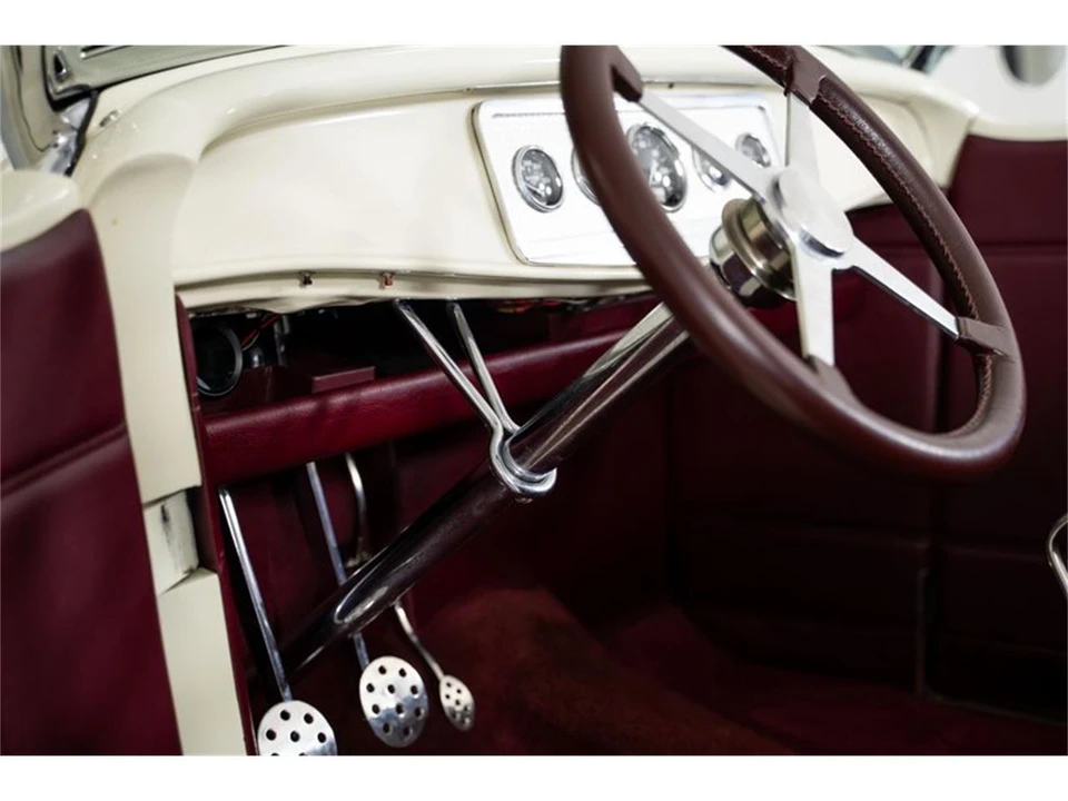 1932 Ford Model 18 & 40 - Image 23 of 31