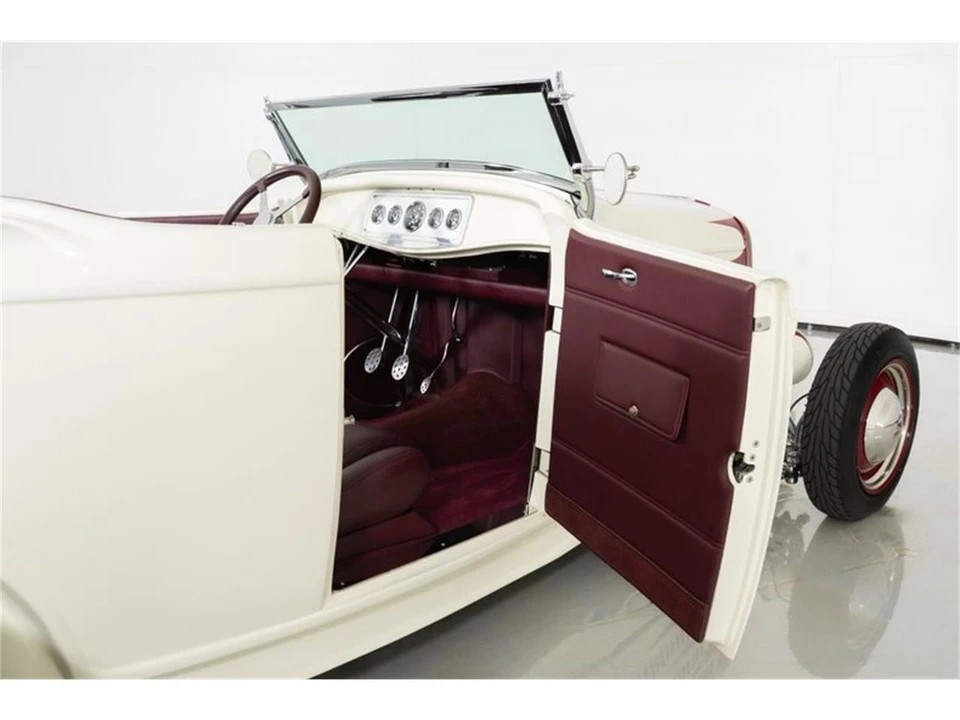 1932 Ford Model 18 & 40 - Image 30 of 31