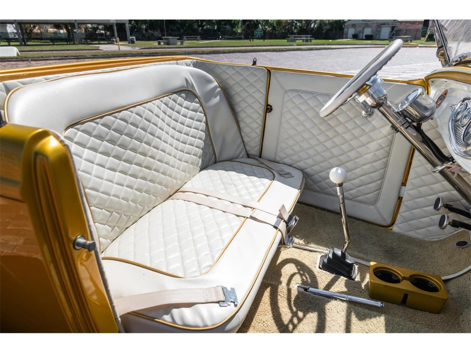 1932 Ford Model 18 & 40 - Image 6 of 19