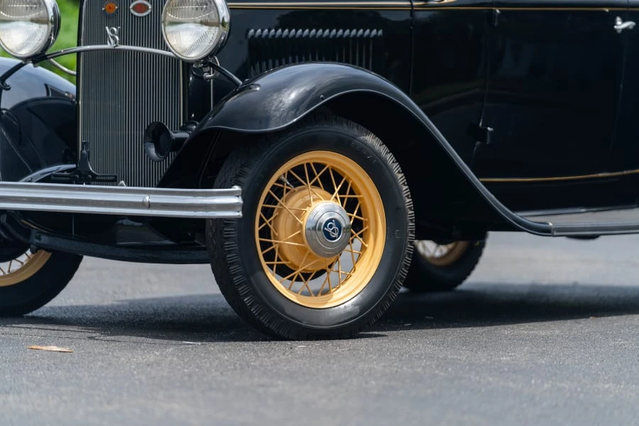 1932 Ford Model 18 & 40 - Image 9 of 15
