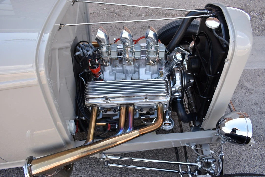 1932 Ford Model 18 & 40 - Image 5 of 21