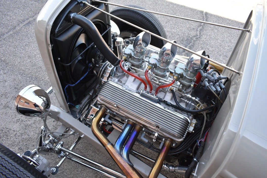 1932 Ford Model 18 & 40 - Image 17 of 21