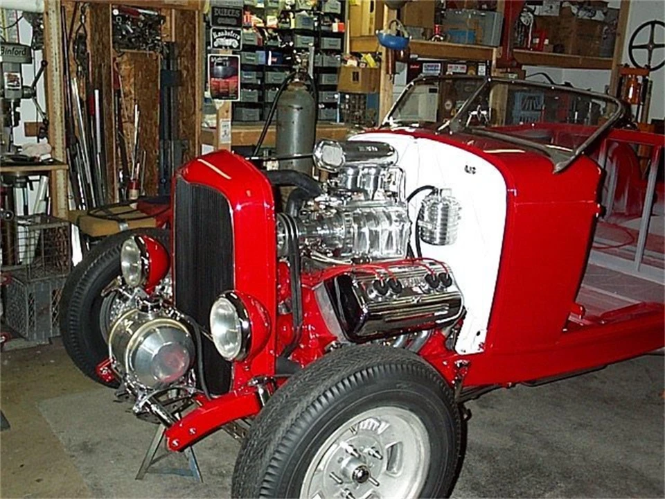 1932 Ford Model 18 & 40 - Image 17 of 31