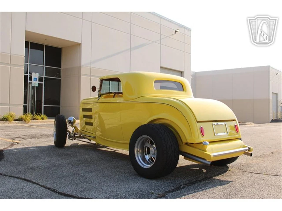 1932 Ford Model 18 & 40 - Image 4 of 31