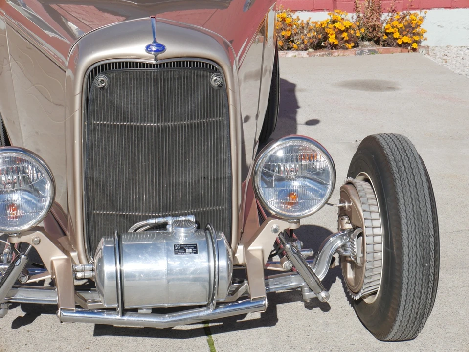 1932 Ford Model 18 & 40 - Image 5 of 12