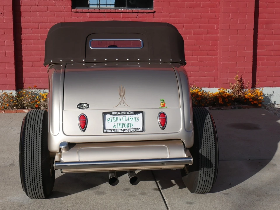 1932 Ford Model 18 & 40 - Image 7 of 12
