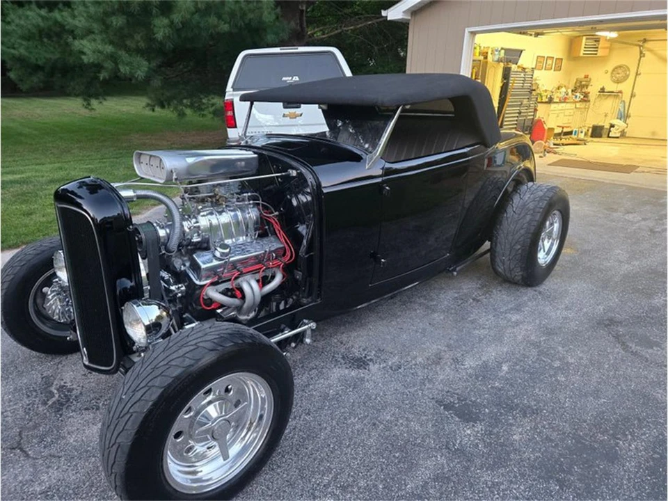 1932 Ford Model 18 & 40 - Image 2 of 12