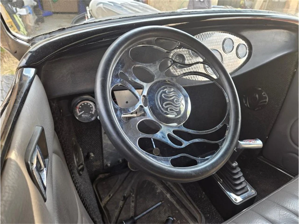 1932 Ford Model 18 & 40 - Image 6 of 12