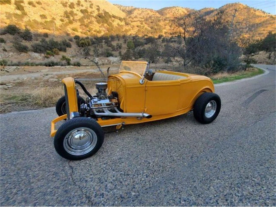 1932 Ford Model 18 & 40 - Image 10 of 18