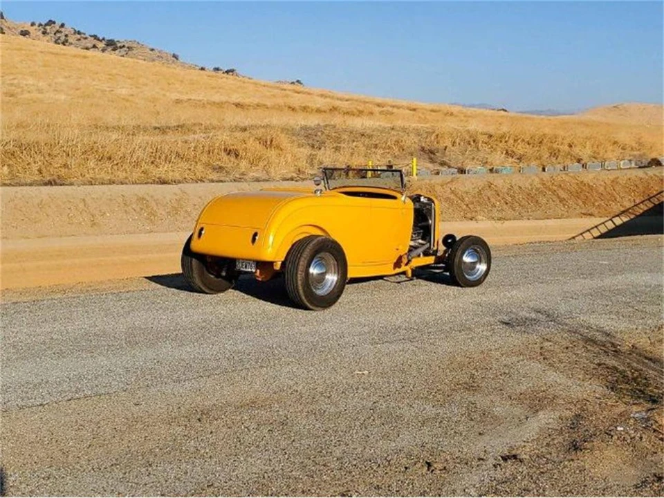 1932 Ford Model 18 & 40 - Image 15 of 18