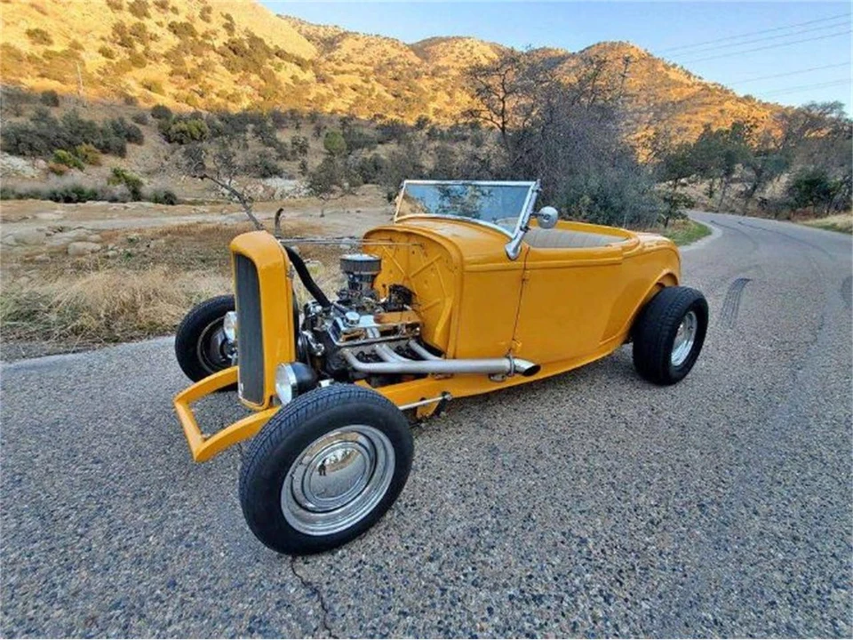 1932 Ford Model 18 & 40 - Image 17 of 18