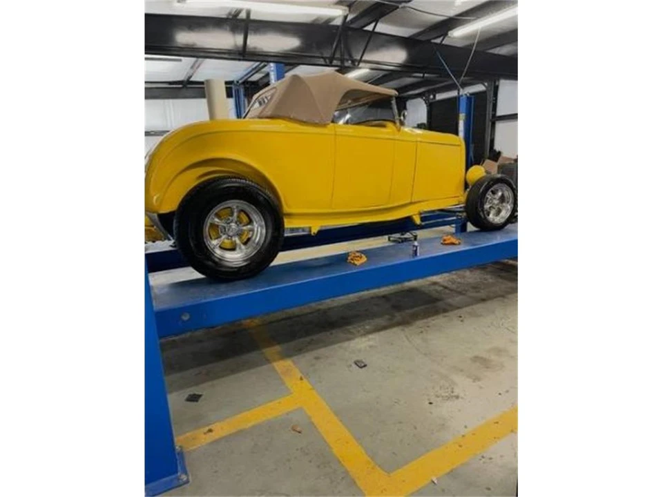 1932 Ford Model 18 & 40 - Image 2 of 25
