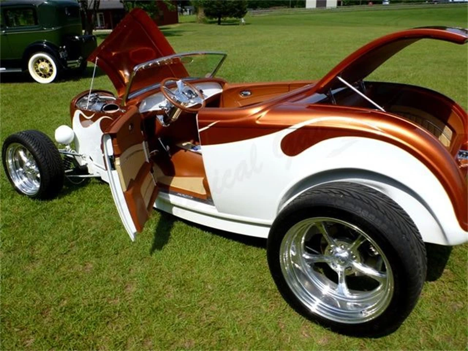 1932 Ford Model 18 & 40 - Image 6 of 12