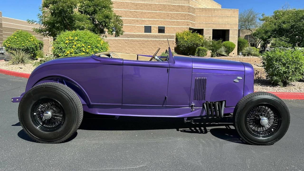 1932 Ford Model 18 & 40 - Image 2 of 10