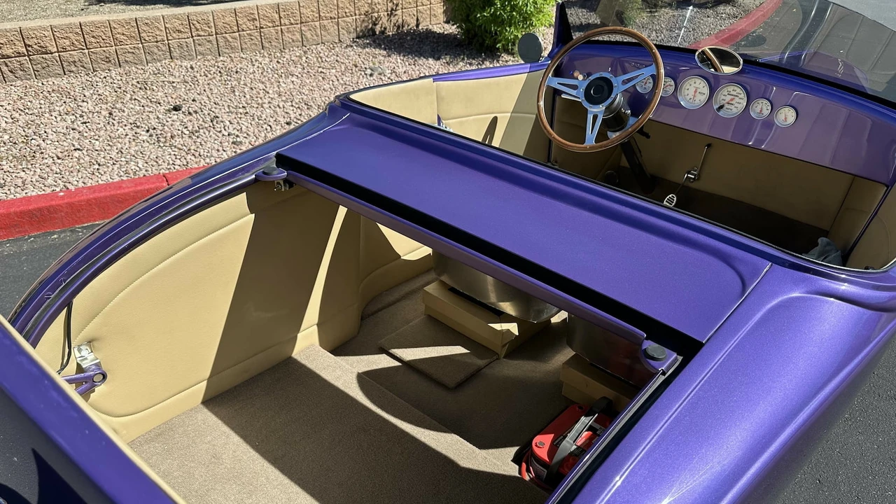 1932 Ford Model 18 & 40 - Image 6 of 10