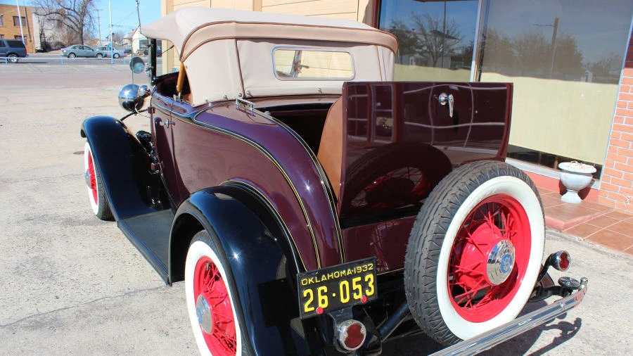 1932 Ford Model 18 & 40 - Image 2 of 12