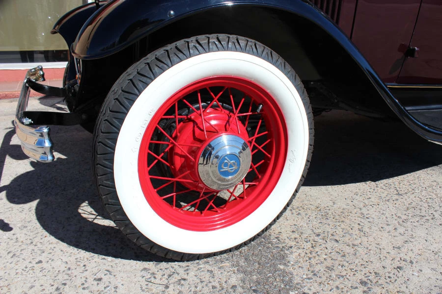 1932 Ford Model 18 & 40 - Image 9 of 12