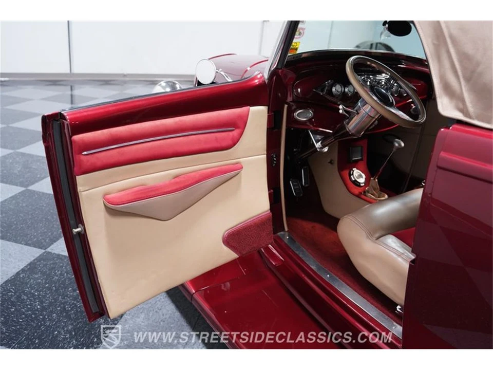 1932 Ford Model 18 & 40 - Image 28 of 31