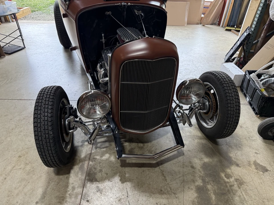 1932 Ford Model 18 & 40 - Image 2 of 17