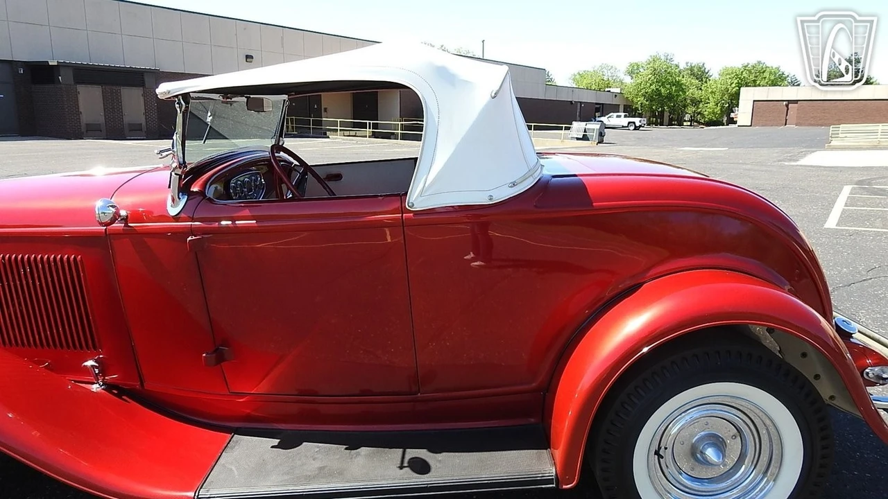 1932 Ford Model 18 & 40 - Image 11 of 12
