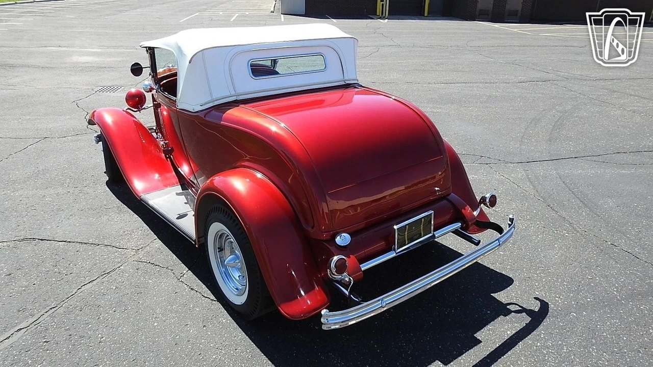 1932 Ford Model 18 & 40 - Image 16 of 21