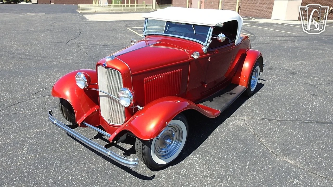1932 Ford Model 18 & 40 - Image 6 of 12