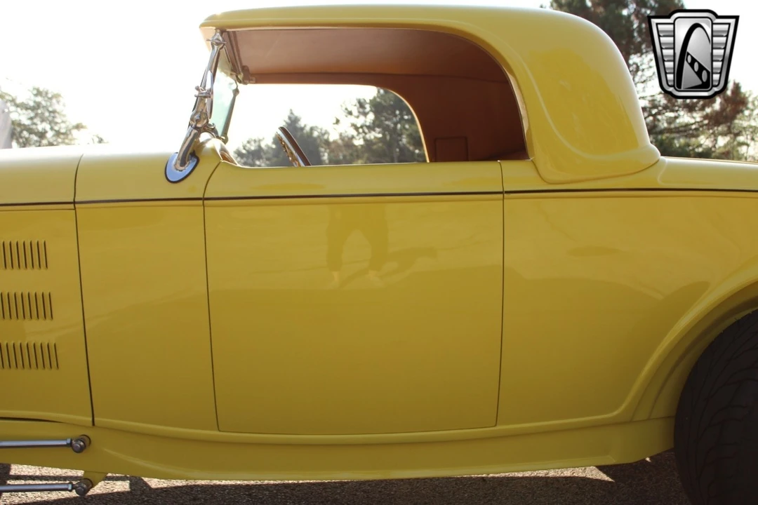 1932 Ford Model 18 & 40 - Image 10 of 12