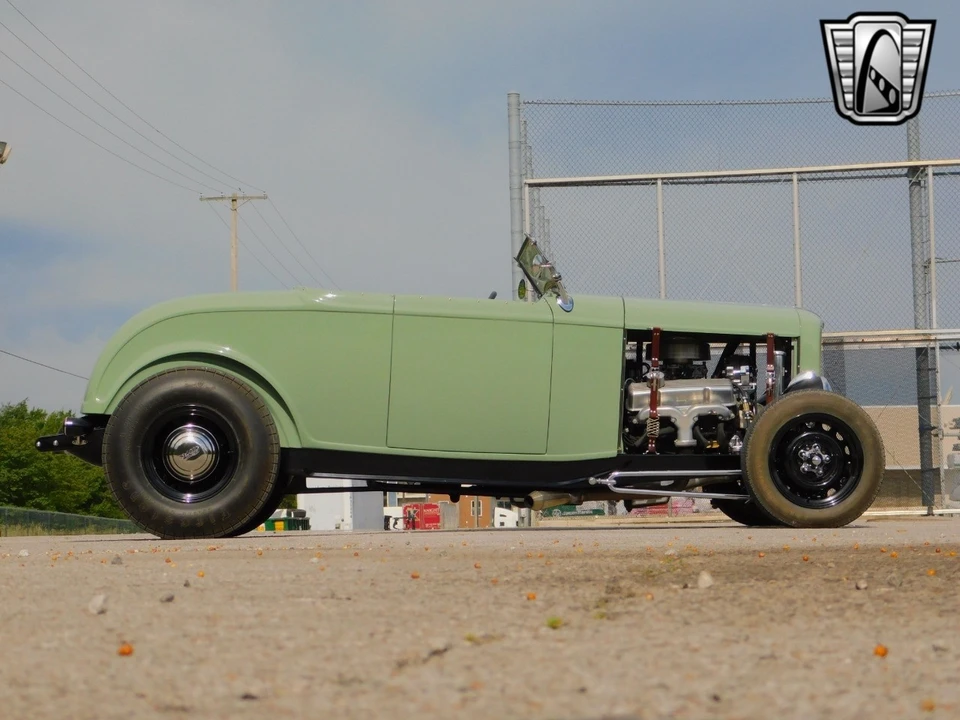 1932 Ford Model 18 & 40 - Image 8 of 12