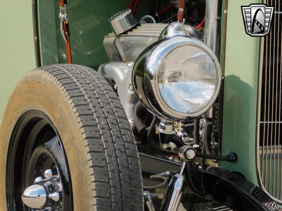 1932 Ford Model 18 & 40 - Image 10 of 12