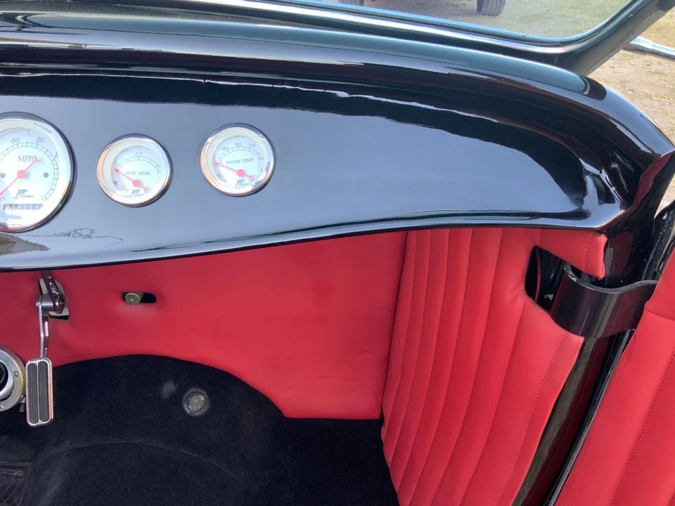 1932 Ford Model 18 & 40 - Image 25 of 31