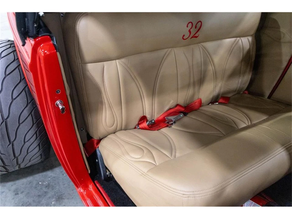 1932 Ford Model 18 & 40 - Image 28 of 31