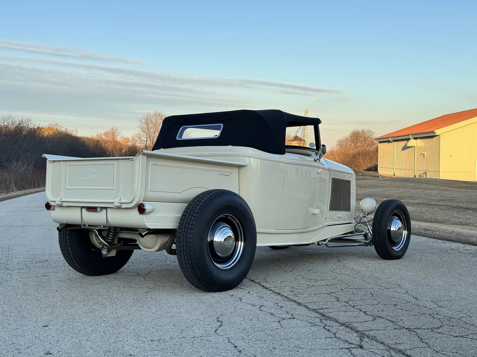 1932 Ford Model 18 & 40 - Image 22 of 31