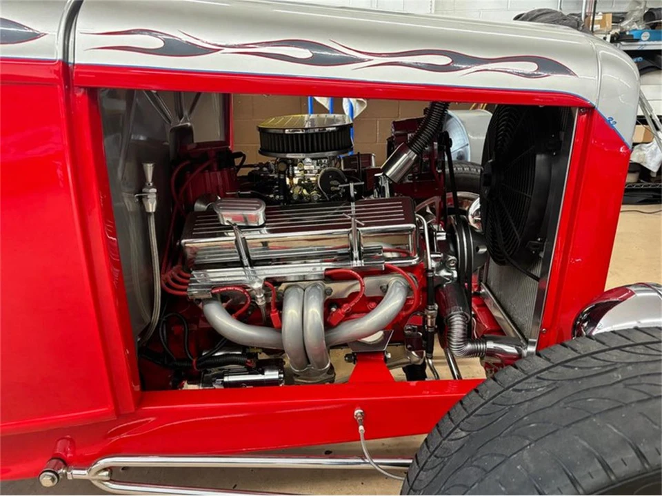 1932 Ford Model 18 & 40 - Image 4 of 16